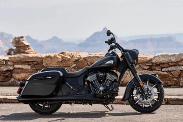 Dark Horse | Autoryzowany Dealer | 2024 |